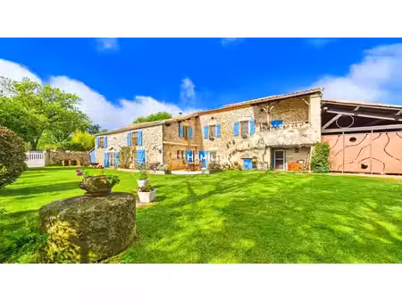 vente maison 5 pièces 244 m² à penne (81140)  530 000 €