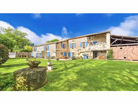 vente maison 5 pièces 300 m² à saint-antonin-noble-val (82140)  549 000 €
