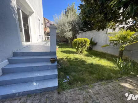 maison de luxe à vendre à valence