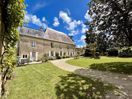 vente manoir 9 pièces 297 m² à pressac (86460)  579 000 €
