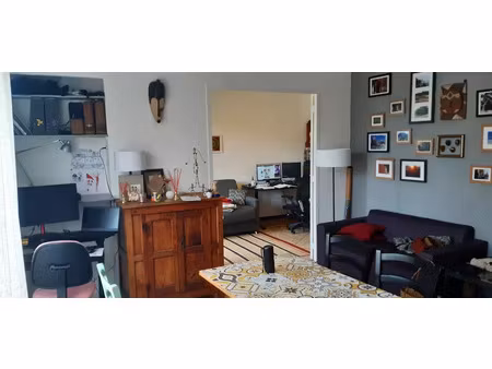 location appartement 3 pièces 56 m² à aix-en-provence (13080)
