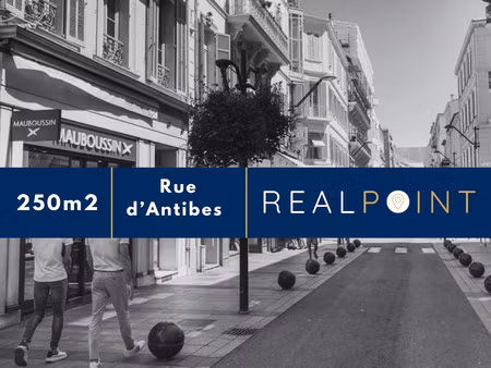 location local commercial