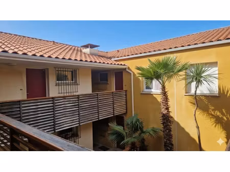 vente appartement 2 pièces 48 m² à meze (34140)  168 000 €