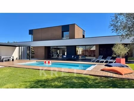 maison de luxe à vendre à notre-dame-d'oé