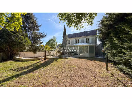 medan - maison familialle - 9 pieces - 265 m² - terrain 970 m²