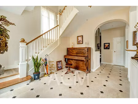 maisons-laffitte - maison - 8 pièces - 6 chambres - sous-sol total