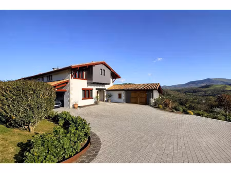 maison à vendre hasparren 8 pièce(s) 338m2 2 495 000€