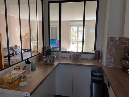 location maison 4 pièces 85 m² à saint-denis (93200)  1 500 €