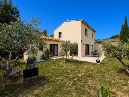 vente maison 5 pièces 116 m² saint-saturnin-lès-avignon (84450)