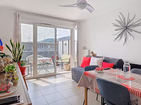 appartement chateauneuf les martigues 2 pièces avec terrasse