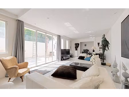 appartement rosny-sous-bois 156.74 m² t-3 à vendre  550 000 €