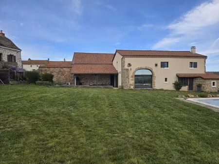 magnifique domaine avec maison - gîte - piscine