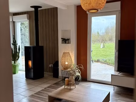 brissarthe - maison familiale de plain pied dans un environnement verdoyant