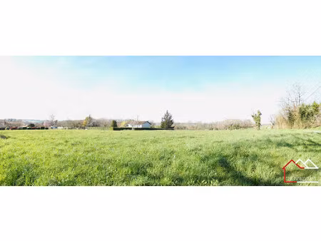 terrain avec vue sur la campagne