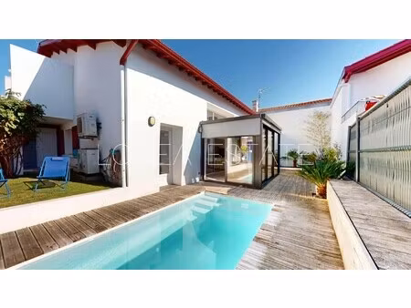 appartement de luxe à vendre dans le quartier quatre cantons