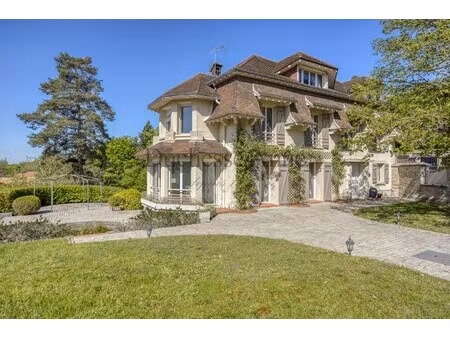 maison de luxe à vendre à saint-léger-en-yvelines