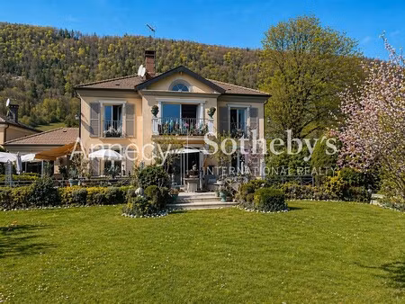 maison de luxe à vendre à sévrier