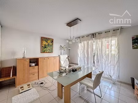 bureau professionnel lumineux à muret  46 m²