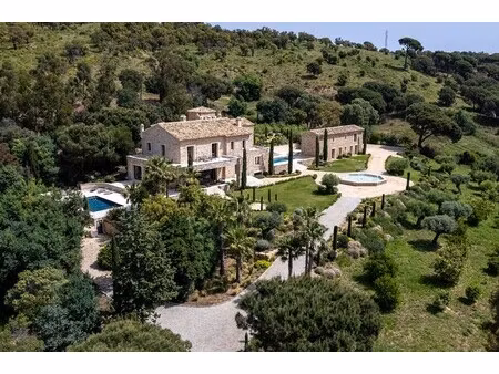 maison de luxe à vendre dans le quartier basse suane-les virgiles