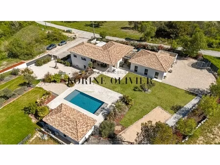 maison de luxe à vendre à le puy-sainte-réparade