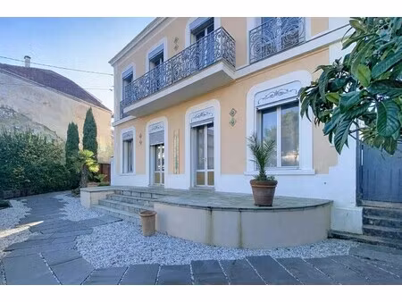 maison de luxe à vendre dans le quartier ville d'ete