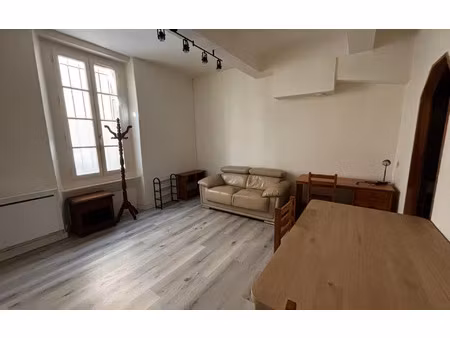 location appartement  34.45 m² t-2 à carcassonne  418 €