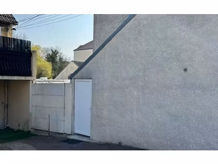 location appartement  26.82 m² t-2 à gagny  696 €