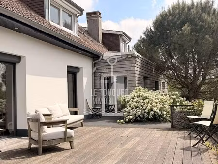 élégante longère de charme – 220 m² – à seulement 7 km des plages