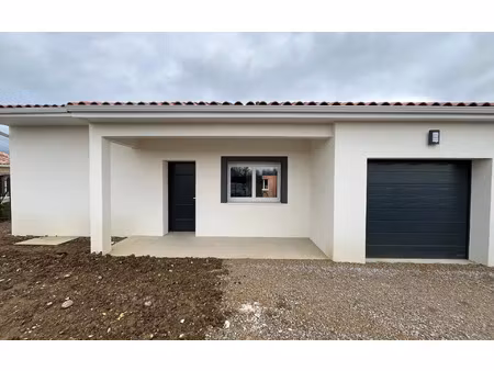 location maison  m² t-4 à revel  1 000 €