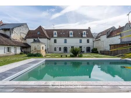 maison de caractère avec piscine et dépendances aux portes de la cité royale de loches