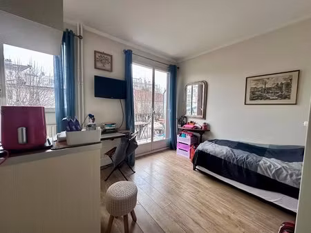 paris 13 - butte aux cailles - studio avec balcon