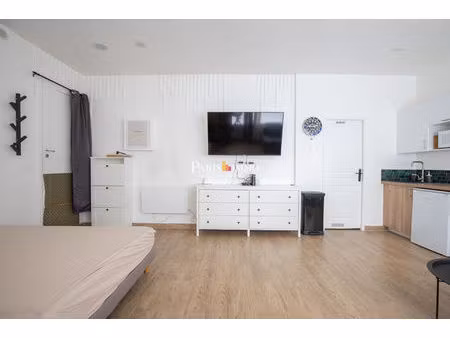 opportunité rare - local commercial et habitation - 65 m² rue lamarck
