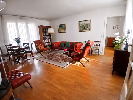 picpus: appartement familial 93 m2  3 balcons  parking et ca