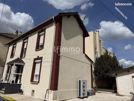 maison 5 pièces 90 m²