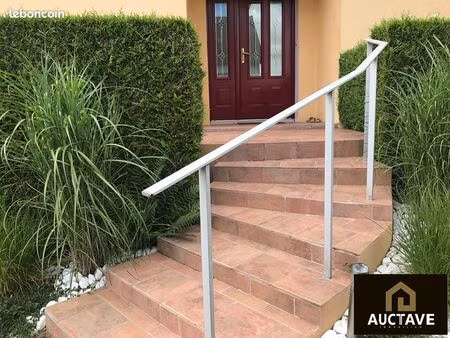 maison 10 pièces 166 m²