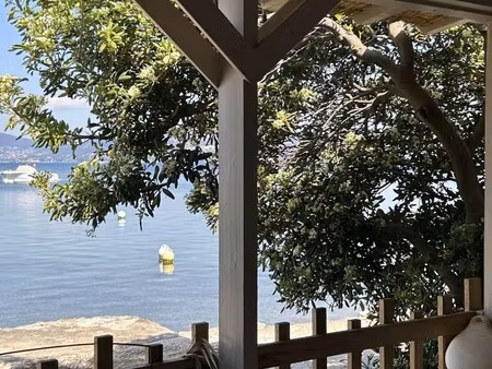 maison de luxe à vendre dans le quartier giens