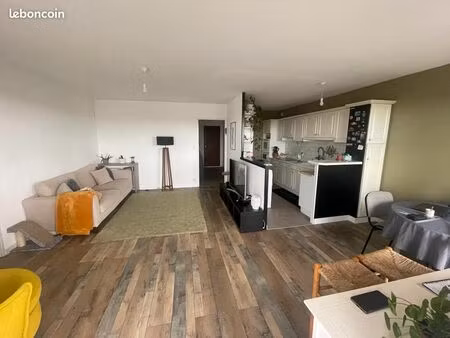 t4 lumineux 78 m² – 3 chambres – terrasse