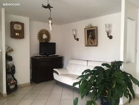 à louer grand t2 meublé boucan canot