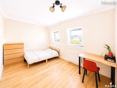 location studio 650 euros