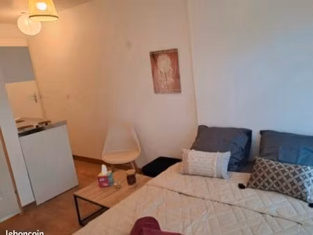 studio attenant 15m2