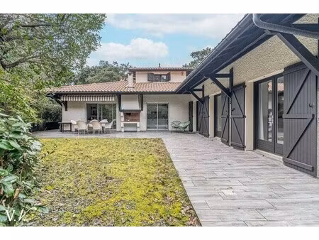 maison de luxe à vendre dans le quartier le pyla