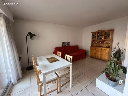 appartement 3 pièces 65 m²