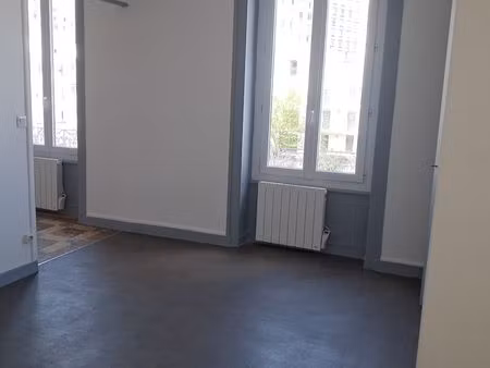 location appartement t2 31 m2 lyon 8