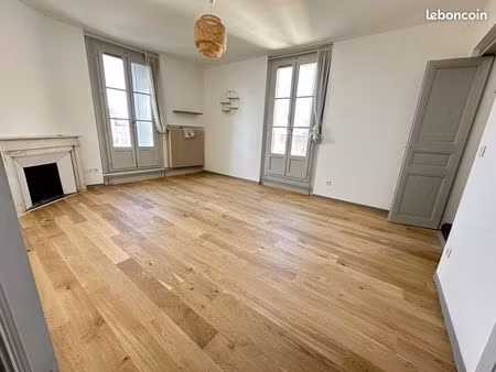 appartement 2 pièces 63 m²
