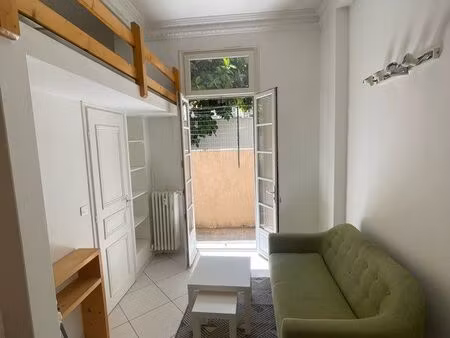 studio à louer nice centre désambrois