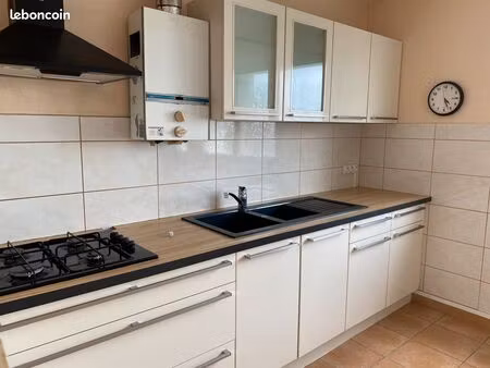 quimper ouest  grand t2 rénové kermoysan