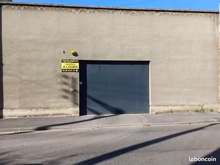 parking/box 13 m² reims