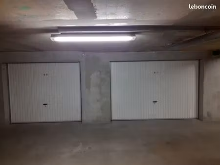 garage (grande taille) hyper centre voiron