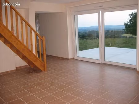 maison individuelle à la campagne