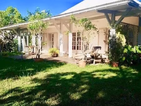 villa 5 pièces 140 m²